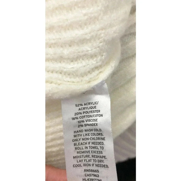 Chelsea 28 Womens NWT Ivory Sweater Size Medium Nordstrom - Picture 4 of 4